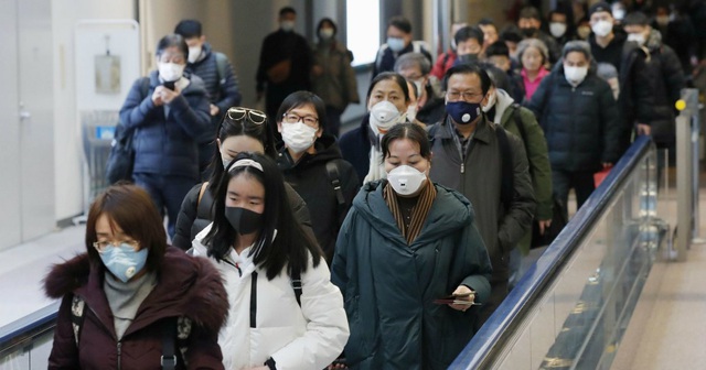 Reuters: Hiệu ứng domino Trung Quốc - Hàn Quốc - Việt Nam của coronavirus - Ảnh 1.
