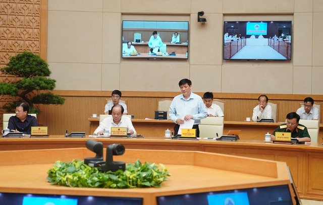 Quyền Bộ trưởng Bộ Y tế Nguyễn Thanh Long: Chủng virus SARS-CoV-2 ở bệnh nhân Đà Nẵng là chủng mới, lây lan nhanh hơn - Ảnh 1.