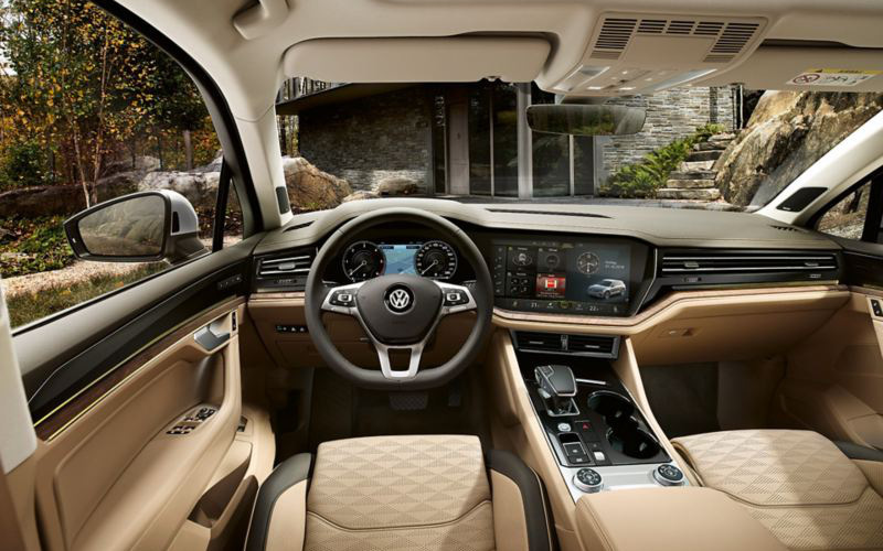 “Flagship” của Volkswagen: Touareg và xu hướng SUV