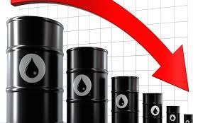 Thị trường ngày 13/3: Giá dầu tiếp tục lao dốc 7%, vàng mất hơn 4%