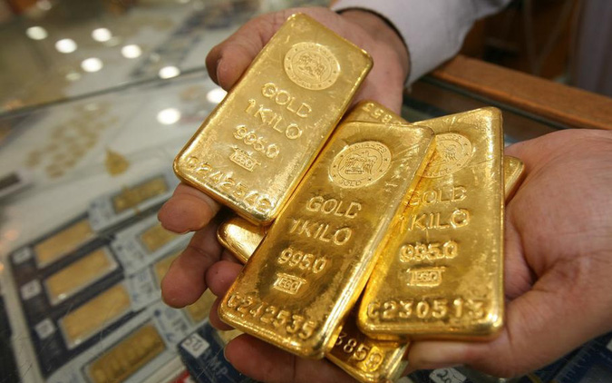 Giá vàng tăng vọt, chênh lệch mua - bán chỉ còn 300 nghìn đồng/lượng