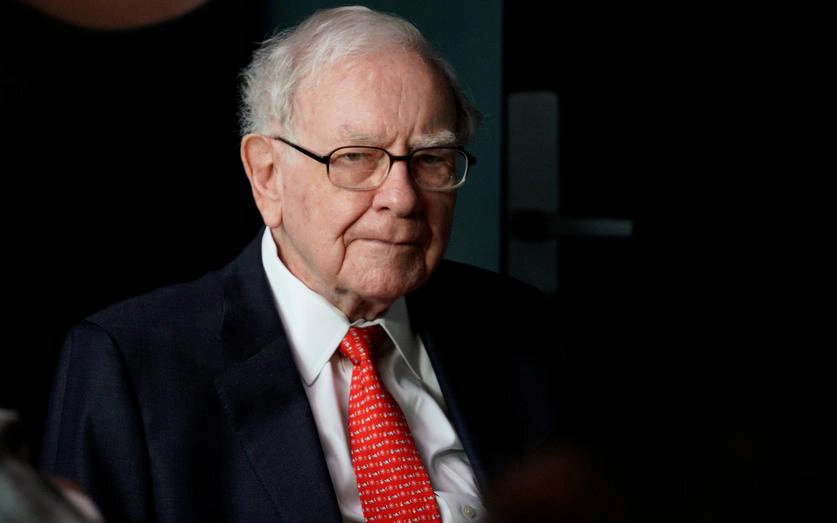 Warren Buffett đầu tư vào 4 công ty dược phẩm lớn