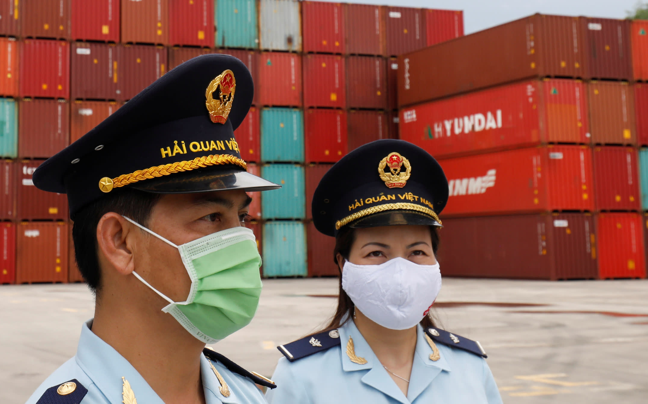 Nikkei Asia: Việt Nam sẽ tiếp tục là nước ASEAN duy nhất tăng trưởng trong nửa đầu 2021
