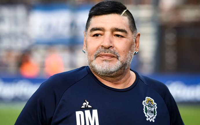 Huyền thoại bóng đá Diego Maradona qua đời ở tuổi 60 vì đau tim