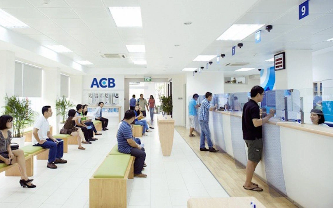 ACB giao dịch thỏa thuận 14 triệu cổ phiếu giá 28.000 đồng trước thềm chuyển sàn niêm yết và trả cổ tức