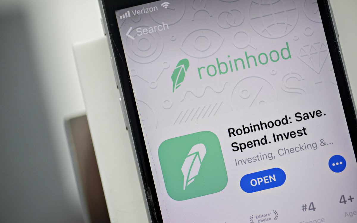 Robinhood và những điều đen tối của ứng dụng dành cho nhà đầu tư &quot;tay mơ&quot;: Người dùng mất tiền không biết kêu ai, cơ quan quản lý như tổng đài khách hàng