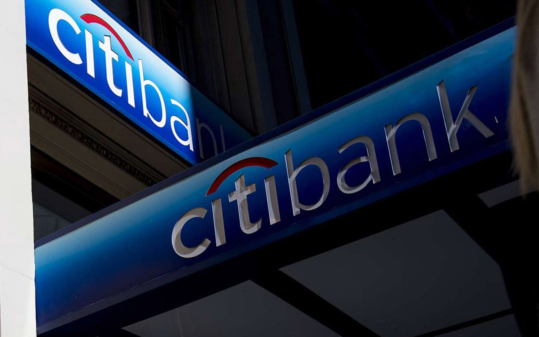 Phát hành 1 tỷ USD trái phiếu, sau 7 năm Citigroup mới phát hiện nhầm ngày đáo hạn