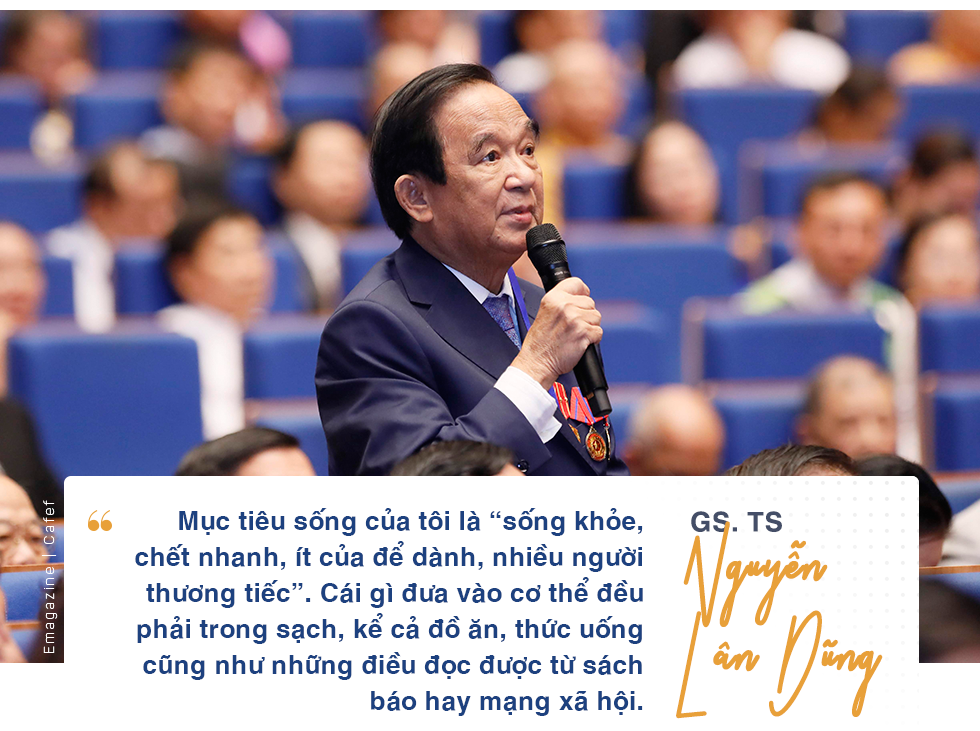 GS.TS Nguyễn Lân Dũng: Chỉ cần nhớ mấy chữ: Cần, Kiệm, Liêm, Chính, Chí công vô tư là đủ nhưng tại sao Bác Hồ dạy mãi mà mình không làm được? - Ảnh 2.