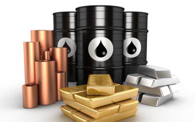 Thị trường ngày 02/9: Giá vàng quay đầu giảm, dầu tăng trở lại, đồng cao nhất 2 năm