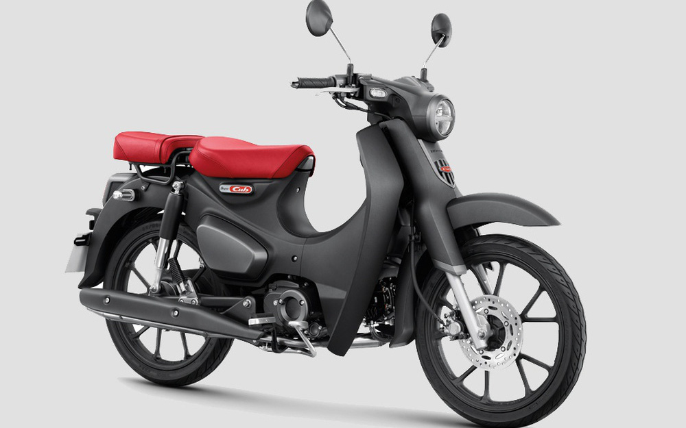 Huyền thoại Super Cub C125 thêm màu đen nhám lạ mắt, giá cao hơn SH