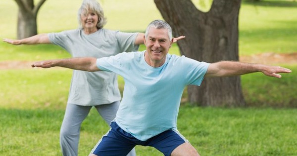 6 thói quen giúp sống khỏe, sống lâu: Người sau 55 tuổi luyện tập 15 phút mỗi ngày, tuổi thọ có thể kéo dài thêm tới 3 năm! - Ảnh 1.