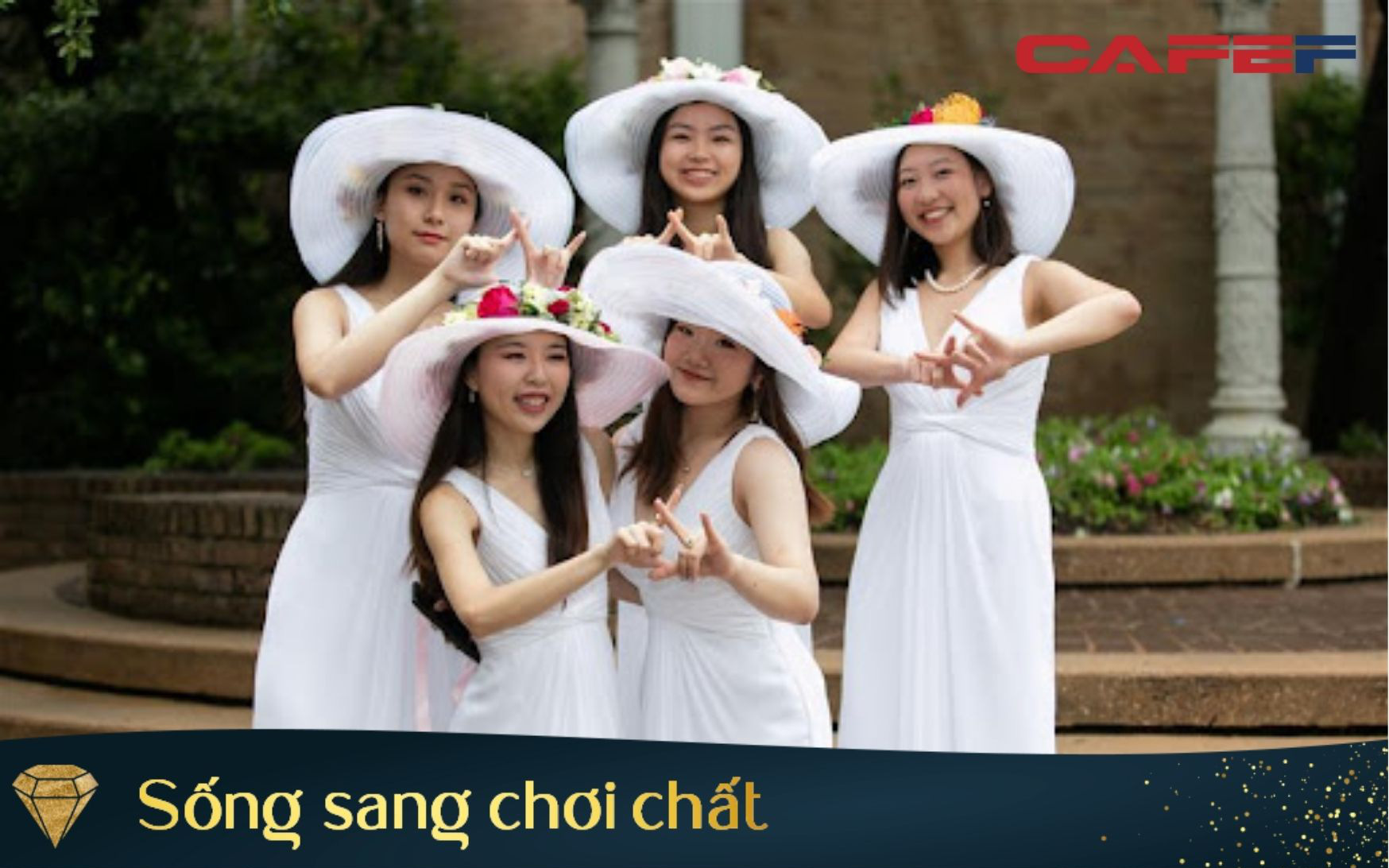 Cuộc sống vượt ngoài sức tưởng tượng của giới phú nhị đại Trung Quốc: Cái giá của ưu tú là ngày đêm khổ luyện, một ngày học gần 20 tiếng cũng là chuyện thường tình