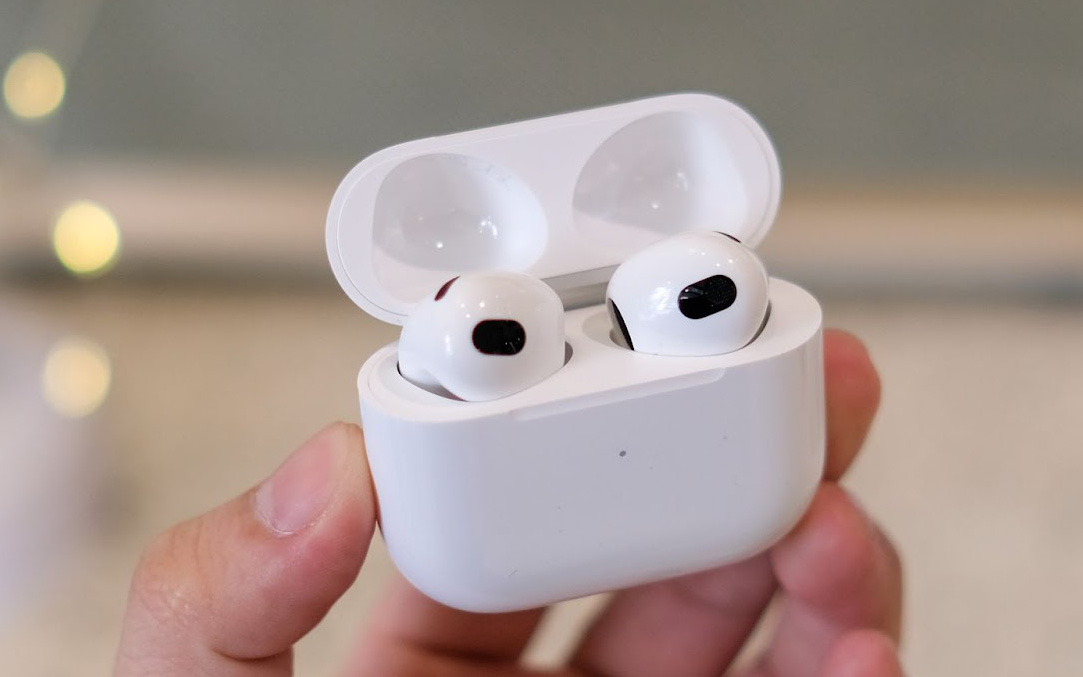 Trải nghiệm AirPods 3: Nâng cấp sáng giá, kế thừa nhiều tính năng "xịn" từ AirPods Pro, chỉ có giá là "chát"