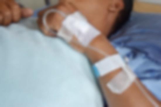 45 tuổi mắc ung thư trực tràng vâ lời CẢNH TỈNH cho người tham công tiếc việc: Nhận thấy 4 triệu chứng ở người trung niên, đi khám ngay vì ung thư đang đến - Ảnh 1.