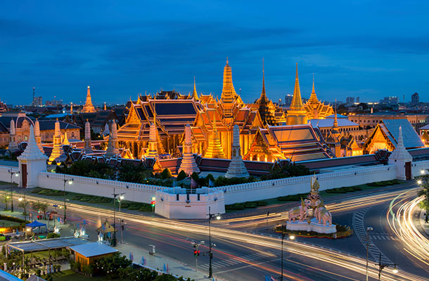 Khắc khoải mong chờ du khách trở lại, thiên đường du lịch Thái Lan vắng lặng như nghĩa địa, thu nhập gần bằng 0 trong khi gánh nặng thuê nhà đè ép - Ảnh 1.