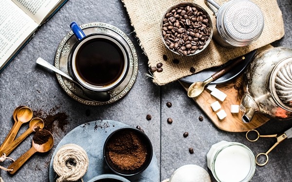 Cà phê tốt nhưng 5 nhóm người này dù mê đến mấy cũng không được đụng vào: Gây mất ngủ, tổn thương tim và dạ dày, hãy xem có bạn không? - Ảnh 2.