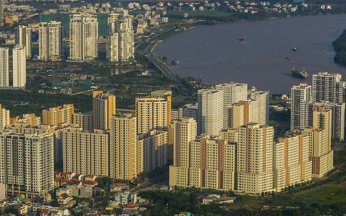 Thị trường BĐS ngày càng 'nóng', tỷ lệ giá nhà so với thu nhập tại Hà Nội, TP. HCM thay đổi ra sao chỉ trong năm 2021?