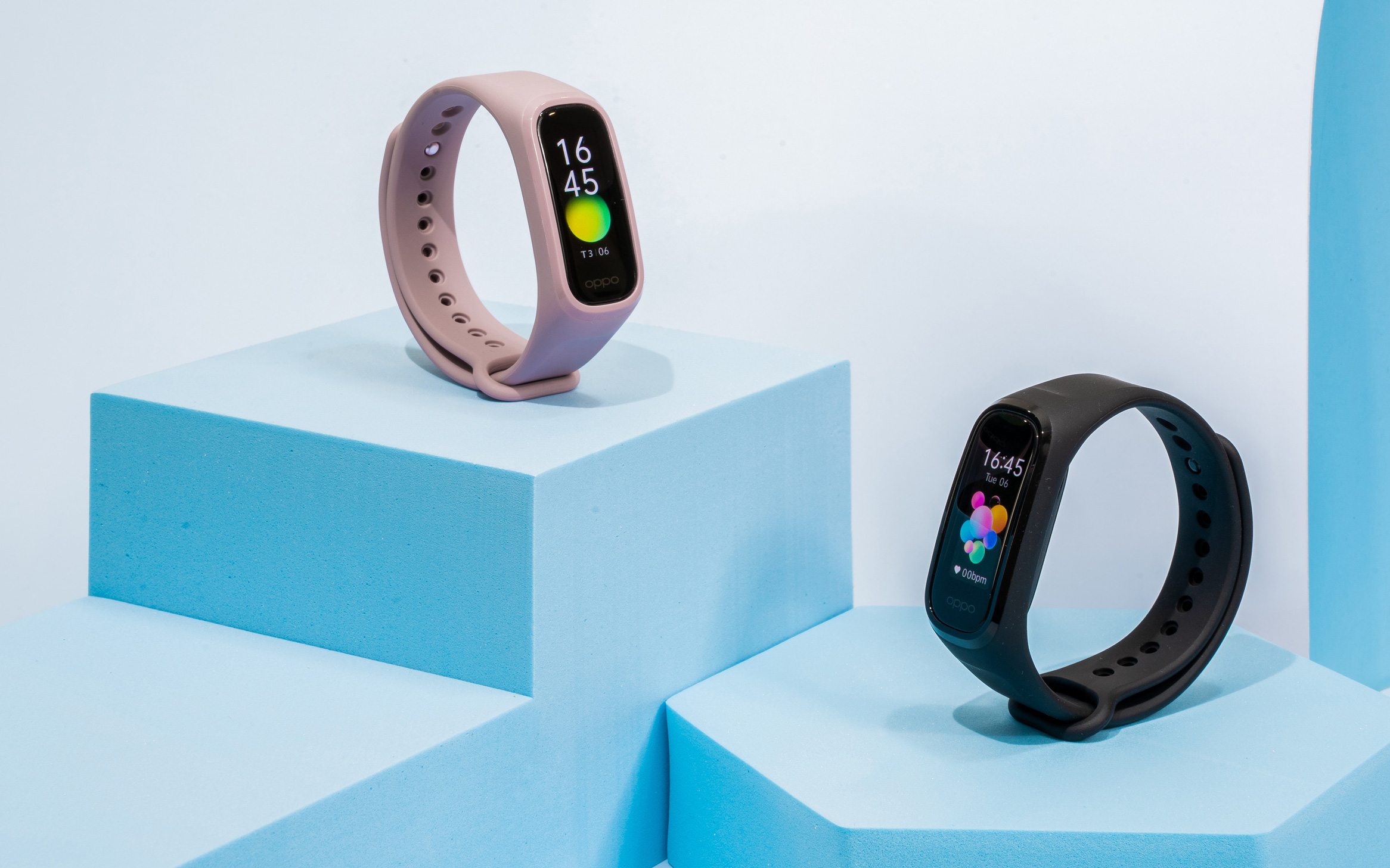 Đối thủ của Mi Band từ Oppo: Đo được cả nồng độ oxy trong máu, giá 800.000 đồng