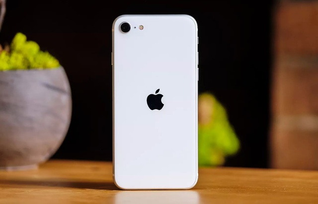 iPhone 11, iPhone 12, iPhone XR... đua nhau hạ giá - Ảnh 6.