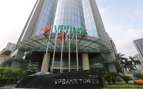 VPBank đẩy nhanh tiến độ chuyển đổi số gấp 2 - 3 lần, đang đàm phán với đối tác chiến lược nước ngoài để "gia tăng nguồn lực"