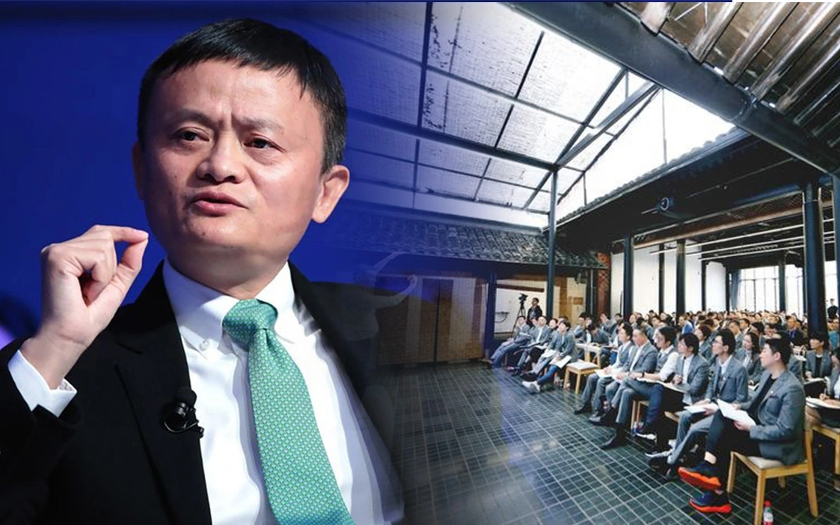 Bí ẩn bên trong trường doanh nhân toàn tinh hoa Jack Ma từng làm hiệu trưởng: Tỷ lệ trúng tuyển còn cao hơn Harvard, phỏng vấn siêu &quot;hack não&quot;, có cả bài tập về nhà