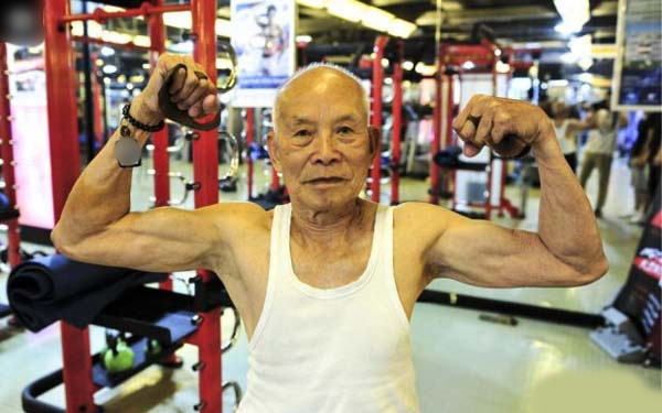 Đàn ông 60 tuổi: Nếu nhìn thấy đủ 5 đặc điểm này chứng tỏ sinh lực dồi dào, cơ thể khỏe mạnh bất chấp tuổi tác