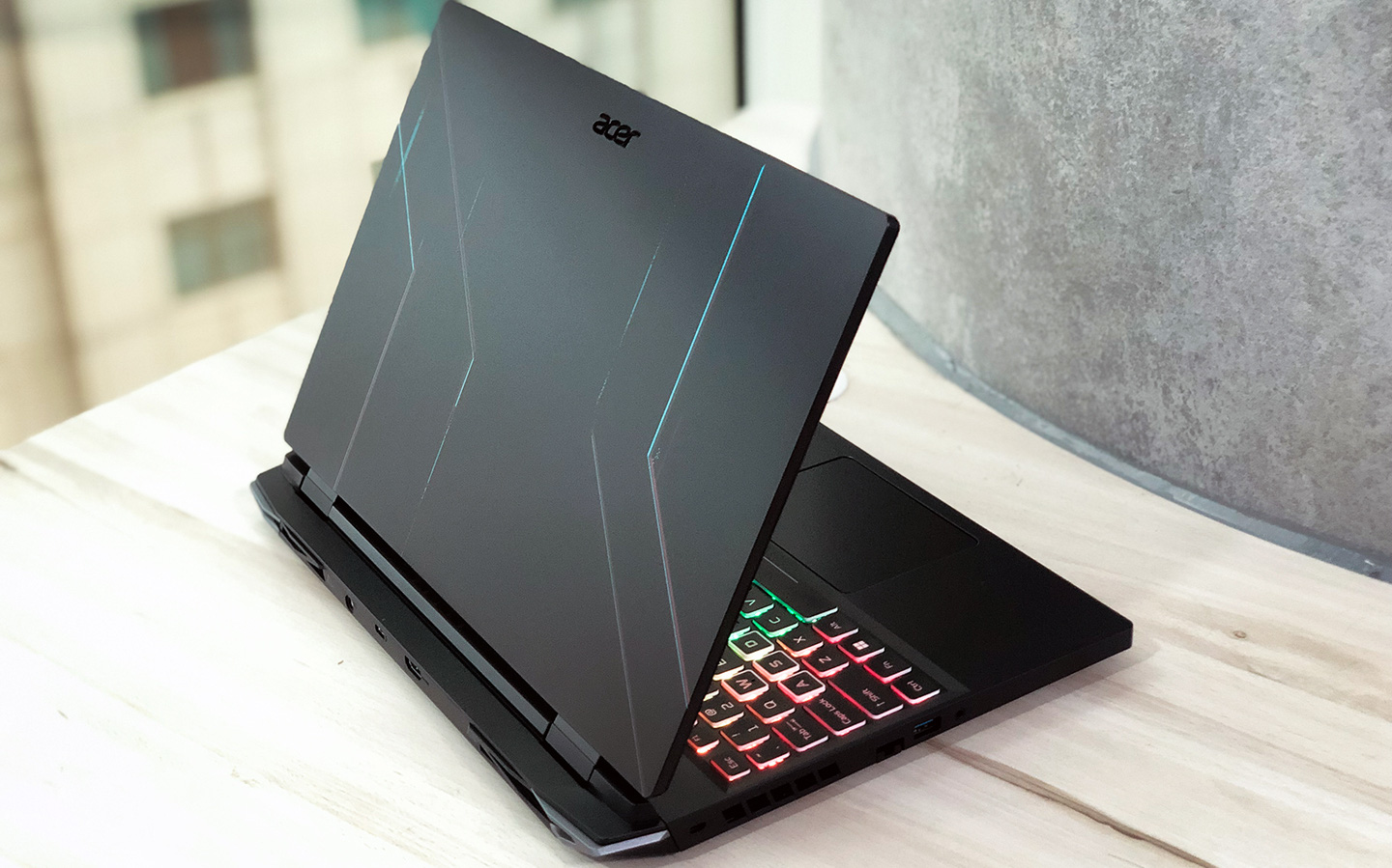 Phiên bản kế nhiệm của mẫu laptop gaming quốc dân vừa ra mắt tại Việt Nam, thiết kế hoàn toàn mới, dùng chip Intel thế hệ thứ 12, giá 28 triệu đồng