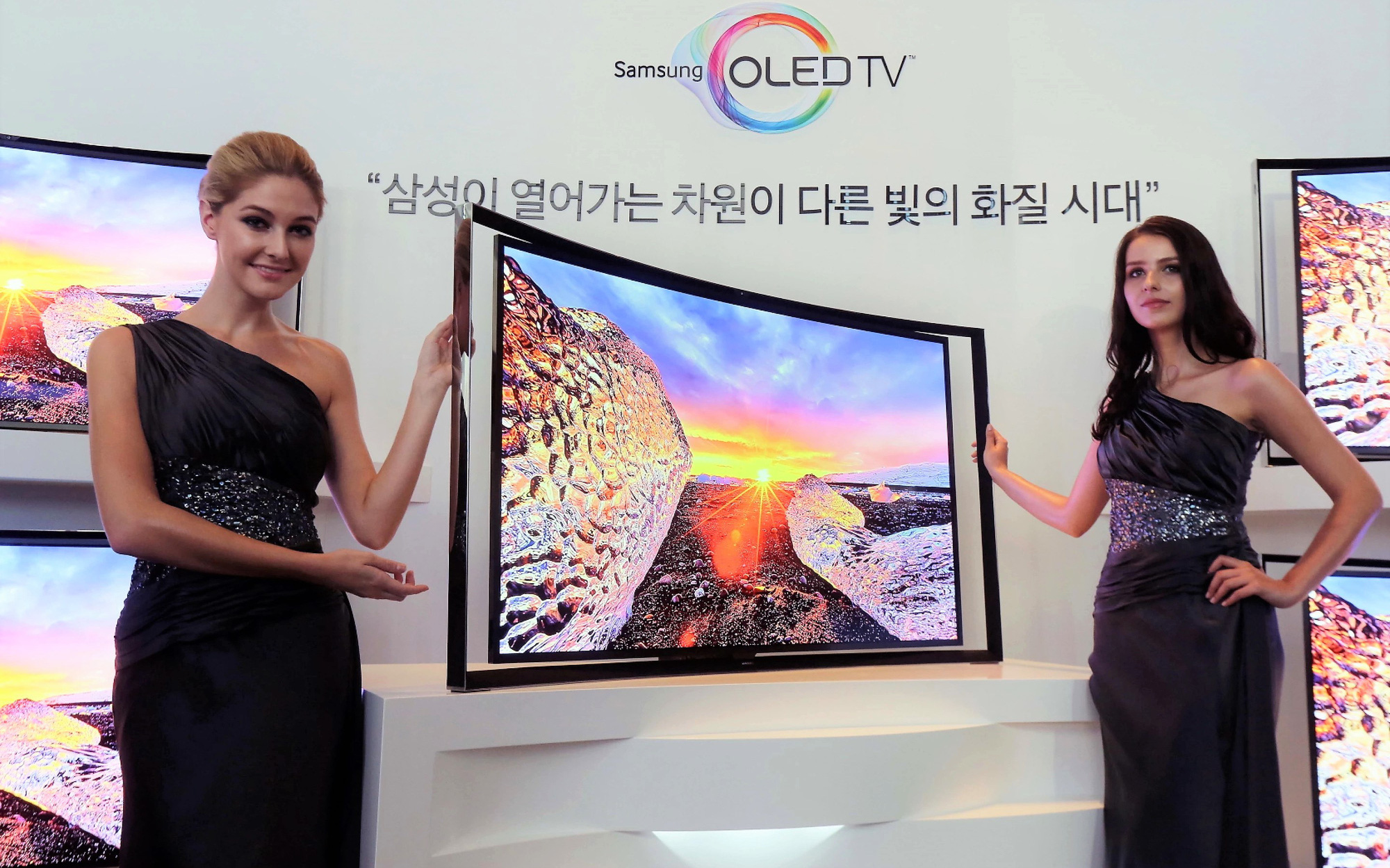 Loạt TV xịn nhất thế giới vừa ra mắt đầu năm 2022