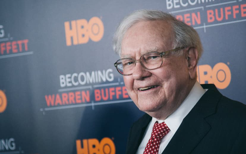 Học cách đầu tư như 'thần chứng khoán' Warren Buffett: Không ngưng học hỏi để 'ngồi vững' khi thị trường đầy biến động