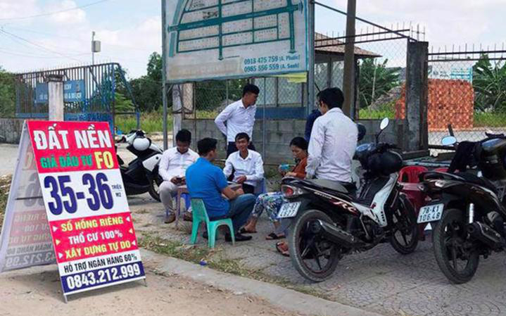 Môi giới "tiếp tay" đẩy giá đất, thao túng thị trường bất động sản