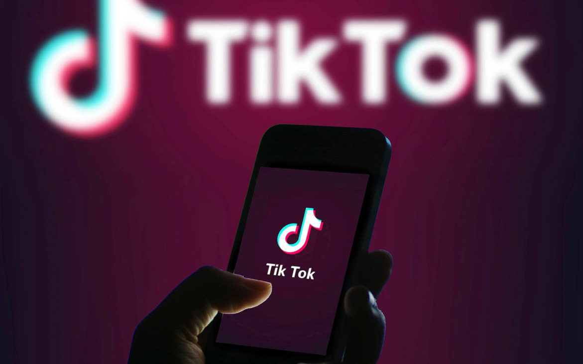 Sự vươn lên mạnh mẽ của Tiktok: mỗi tháng “ngốn” trung bình 26 tiếng của người dùng, bỏ xa Facebook, Instagram