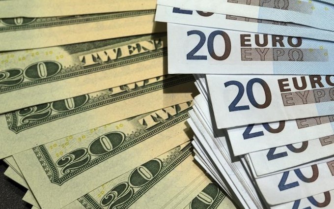 Chuyện gì sẽ xảy ra khi giá đồng euro ngang bằng USD?