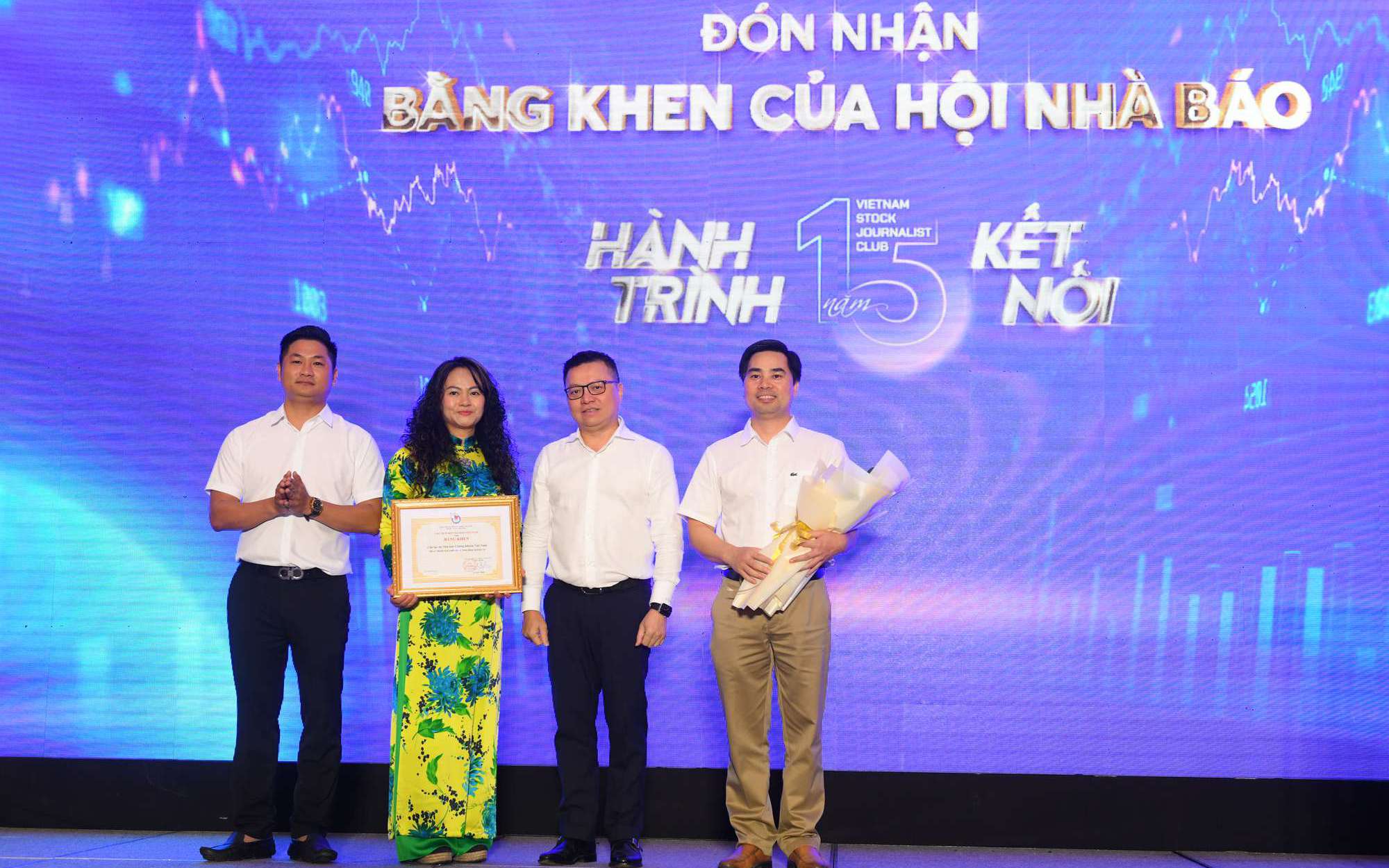 Hành trình 15 năm kết nối của Câu lạc bộ Nhà báo chứng khoán: Truyền thông vì một thị trường minh bạch!