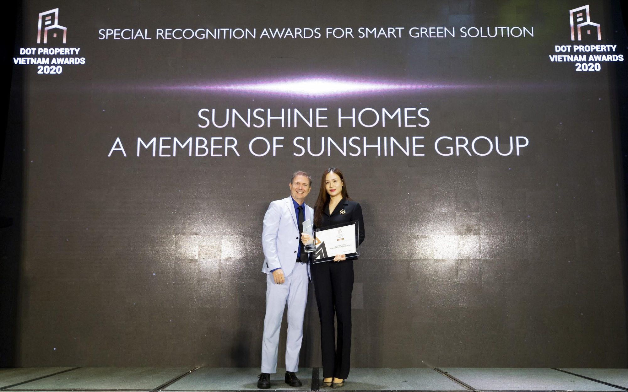 Dấu ấn đặc biệt của Sunshine Group tại Dot Property Vietnam Awards 2020