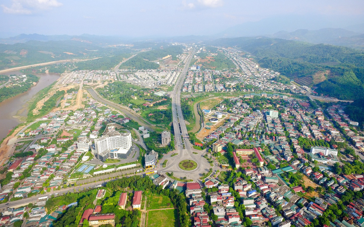 Nam Tiến Lào Cai: Từ người tiên phong đến tập đoàn đa ngành