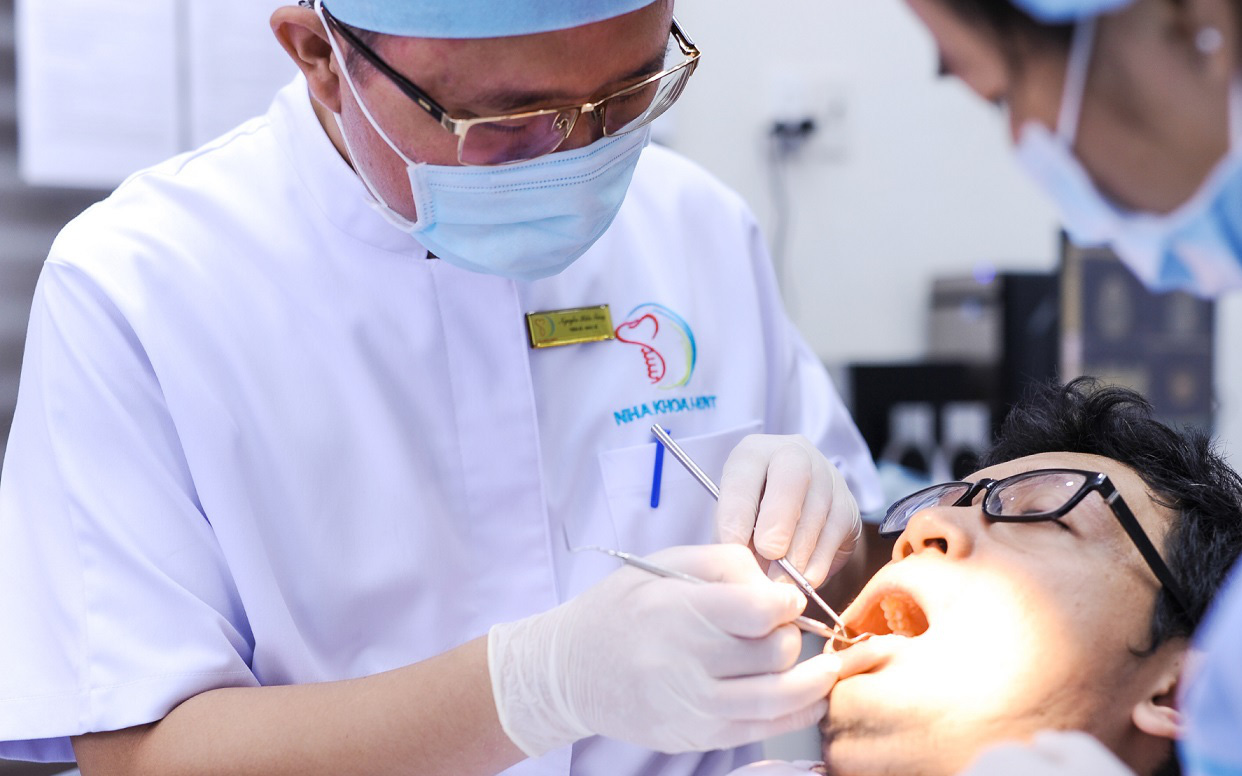 TS.BS Nguyễn Hiếu Tùng - Chuyên gia cấy ghép Implant hàng đầu Việt Nam