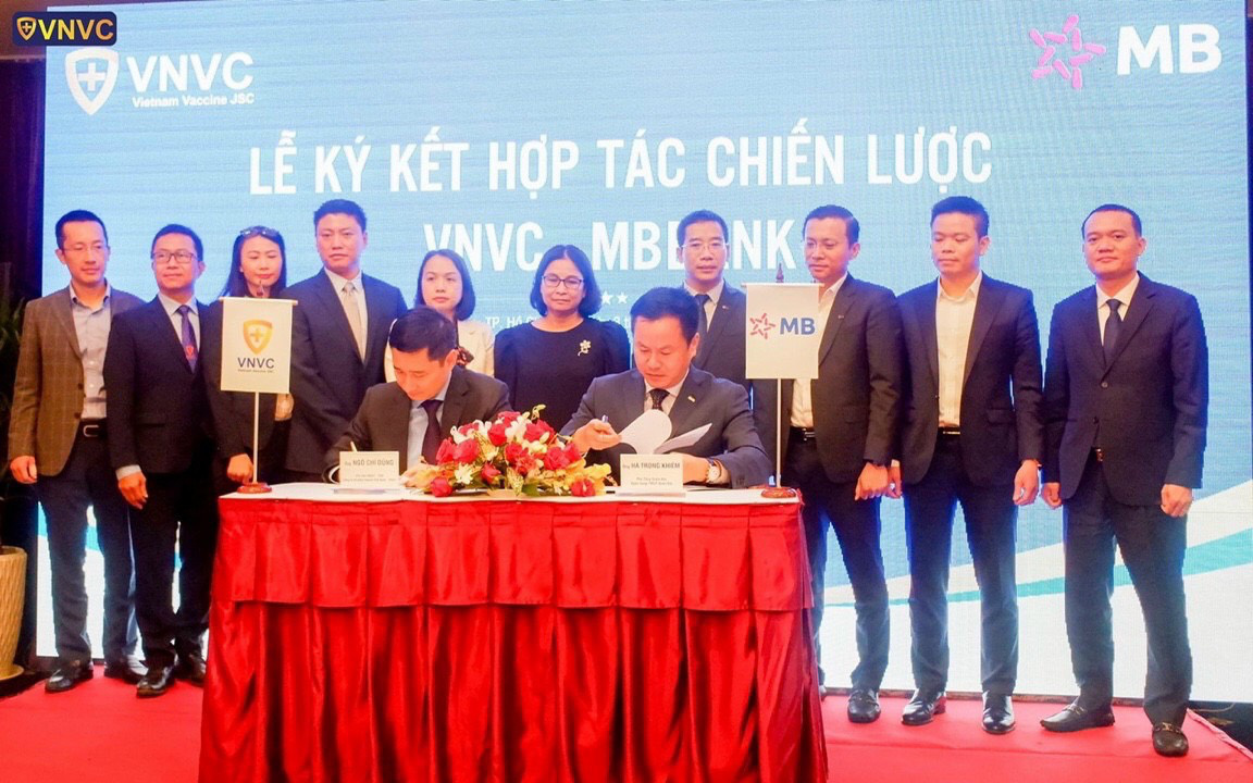 MB ký kết hợp tác chiến lược với Hệ thống trung tâm tiêm chủng VNVC