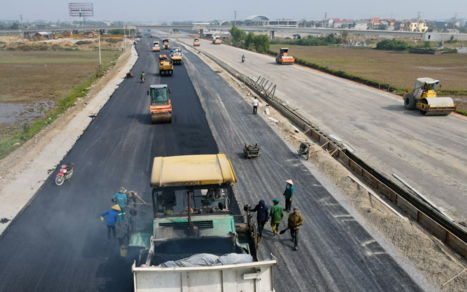 Giới đầu tư miền Bắc “đổ bộ” thị trường BĐS Thanh Hóa đón đầu cơ hội