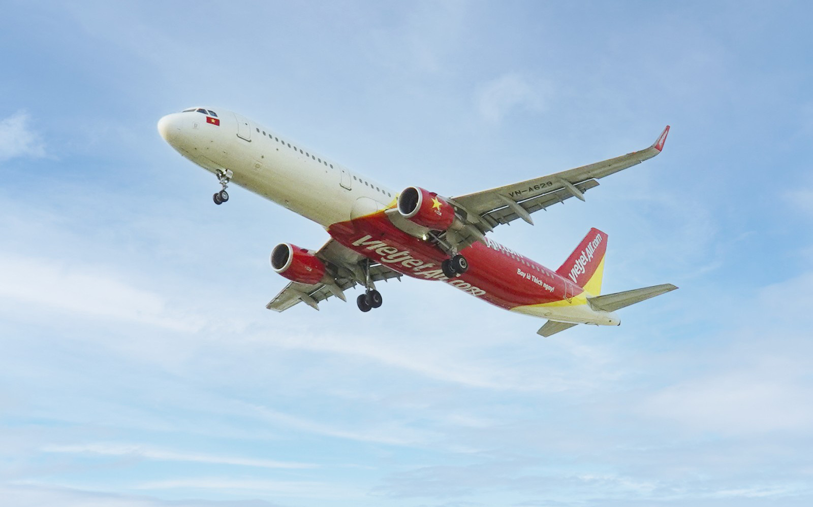 Chào hè rực rỡ, bay từ khắp mọi miền đến Phú Quốc cùng Vietjet