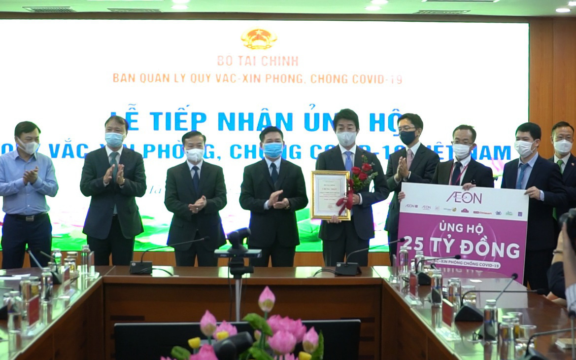 Tập đoàn AEON ủng hộ Quỹ Vắc xin, chung tay vì sức khỏe cộng đồng