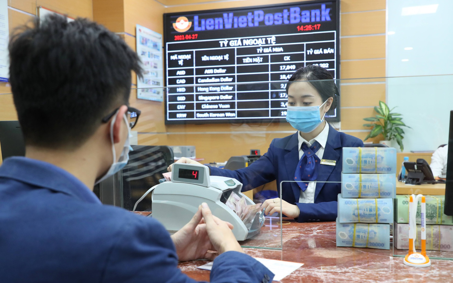 LienVietPostBank triển khai dịch vụ thu Ngân sách Nhà nước