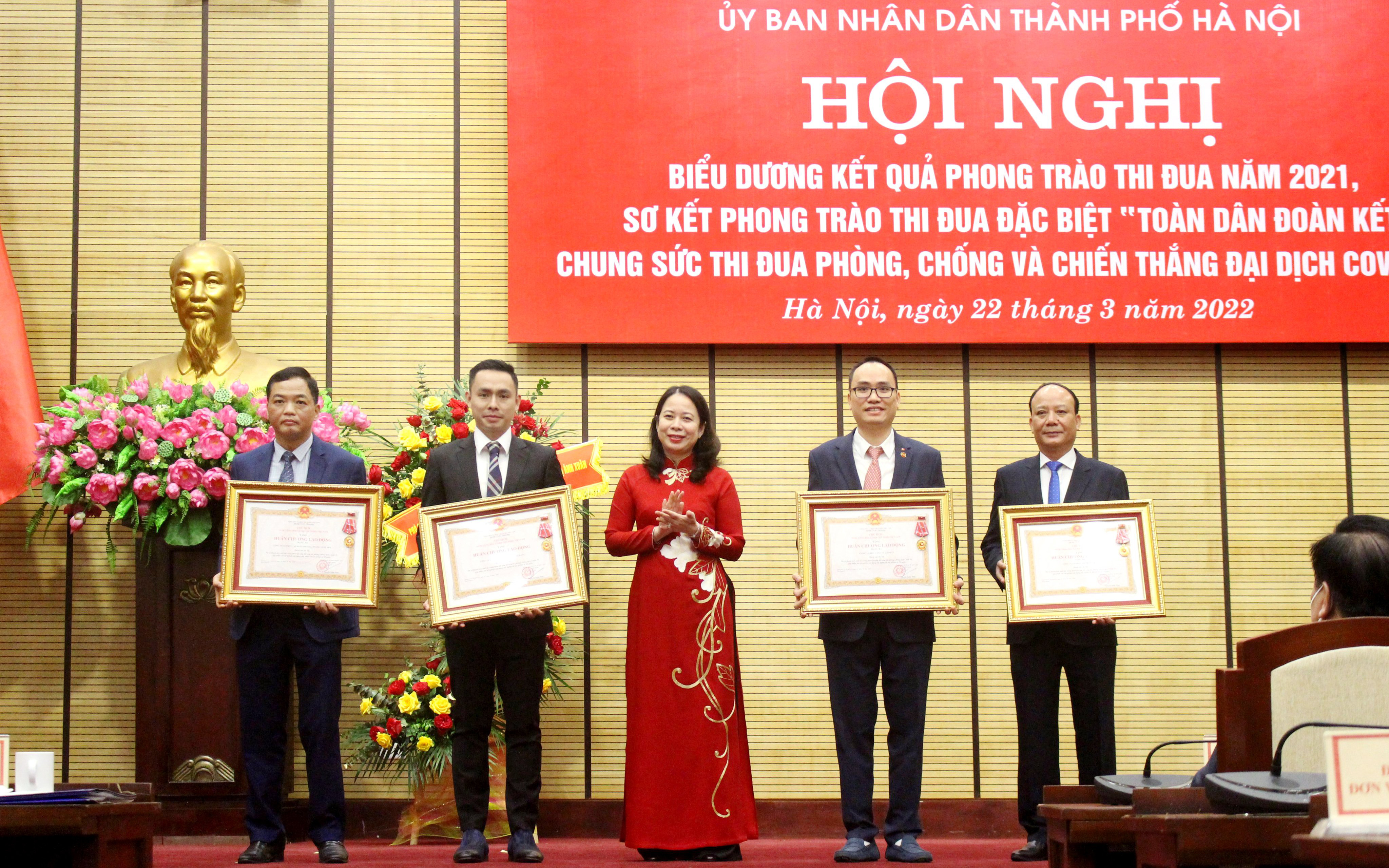 HDMon Holdings vinh dự đón nhận Huân chương lao động hạng Ba