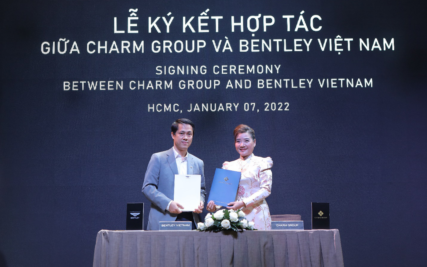 Xuất hiện siêu xe Bentley thiết kế dành riêng cho khách hàng Charm Group