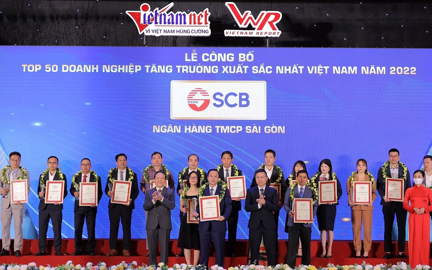 SCB lọt Top 50 doanh nghiệp tăng trưởng xuất sắc nhất Việt Nam