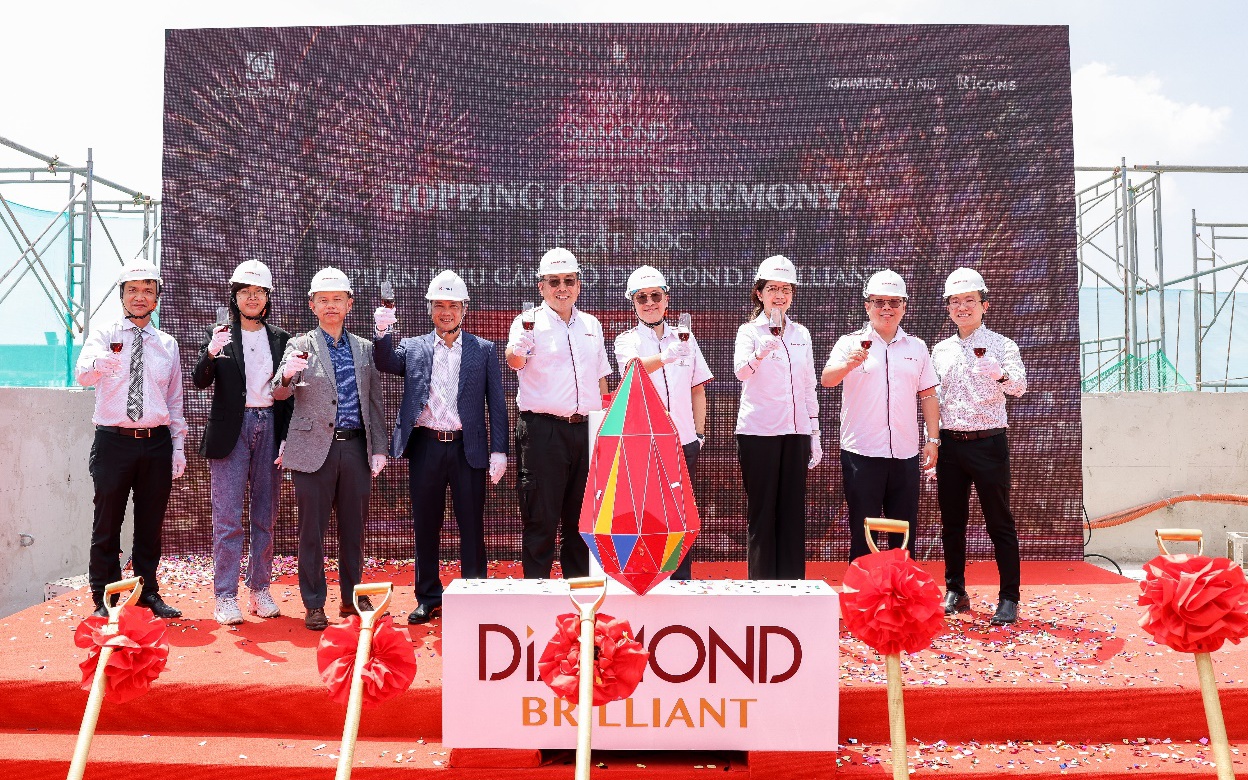 Dự án hạng sang Diamond Brilliant vừa hoàn thành cất nóc