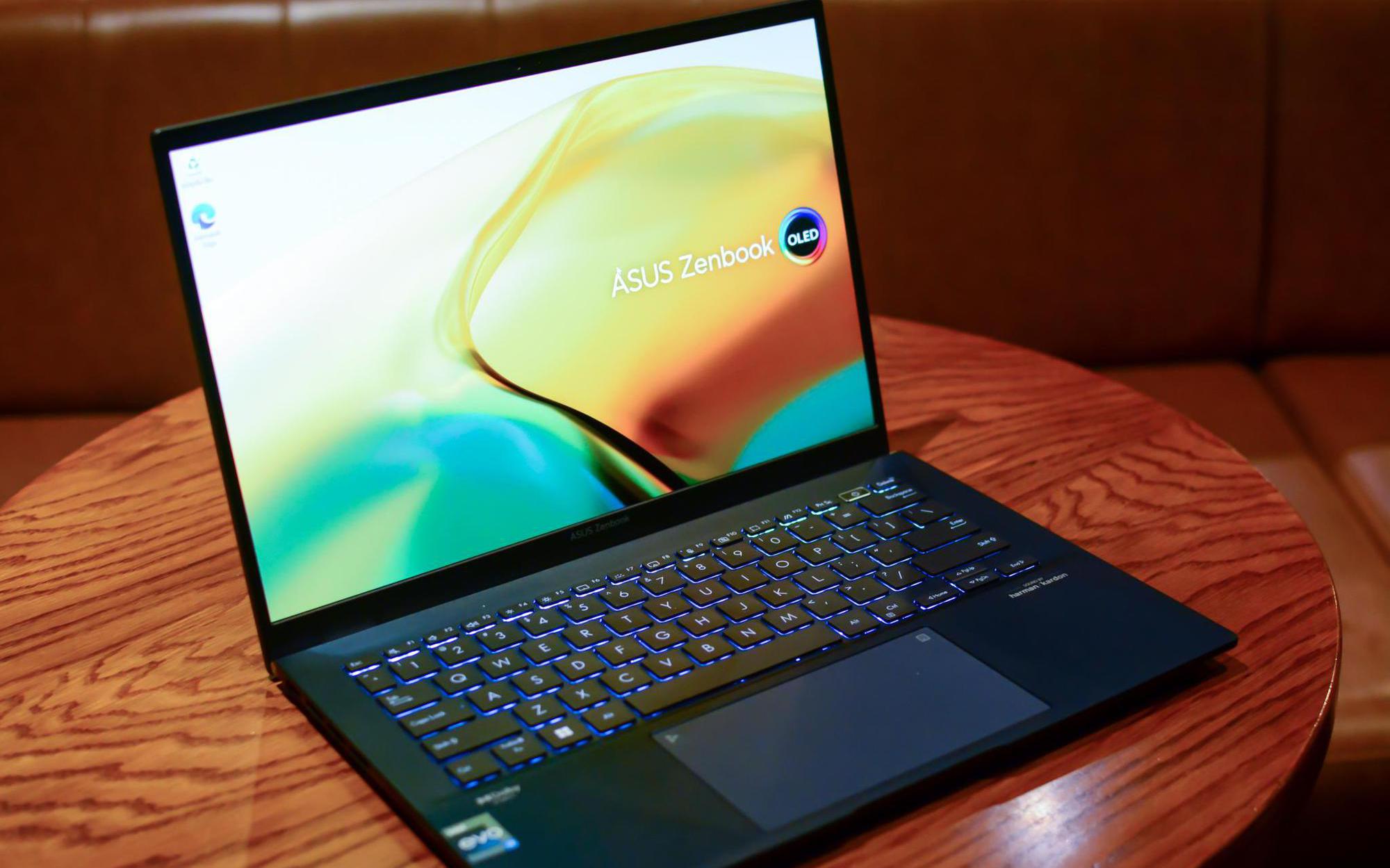 ASUS Zenbook 14 OLED: Chuẩn mực mới về ultrabook