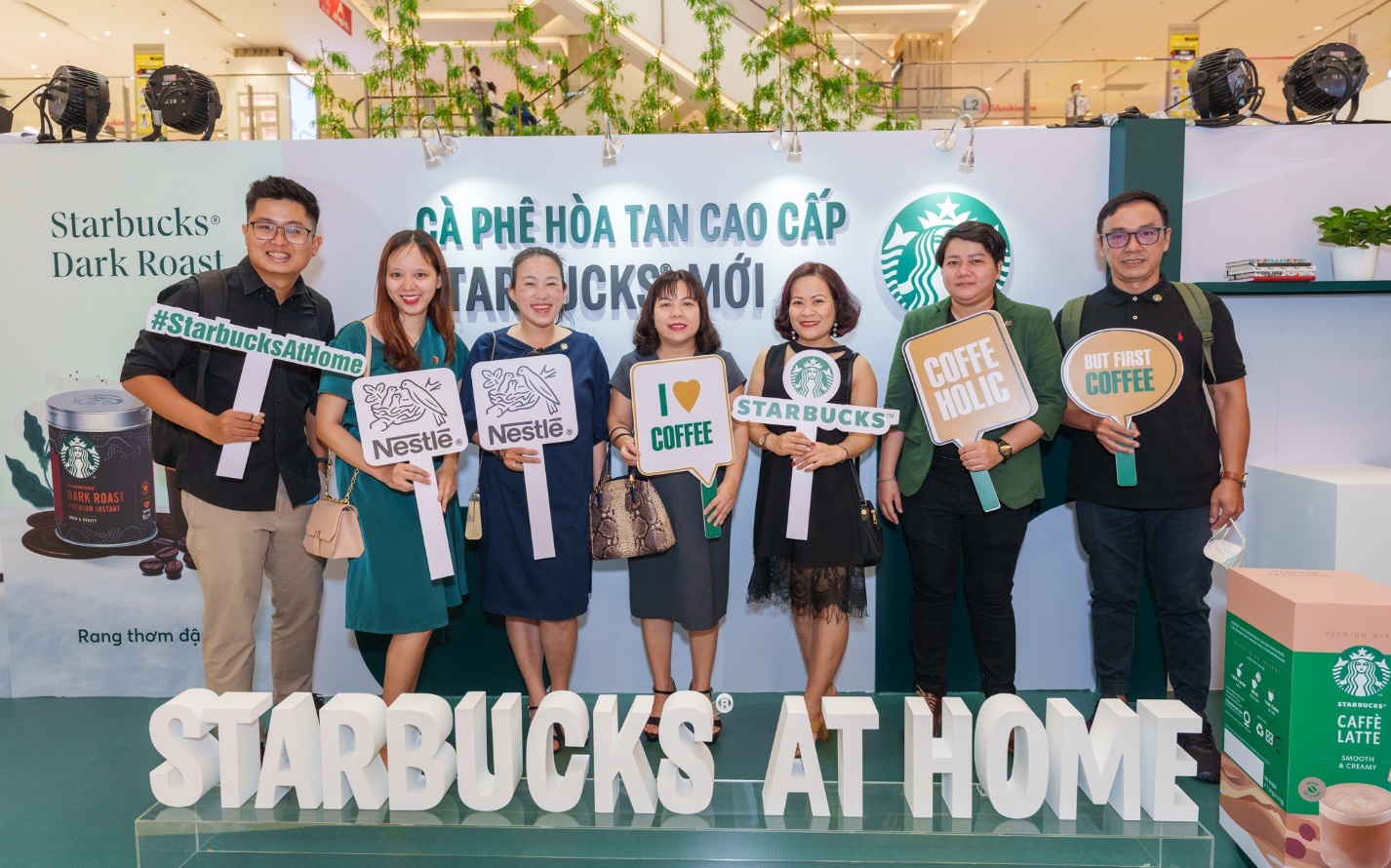 Nestlé hợp tác Starbucks ra mắt cà phê hòa tan Starbucks