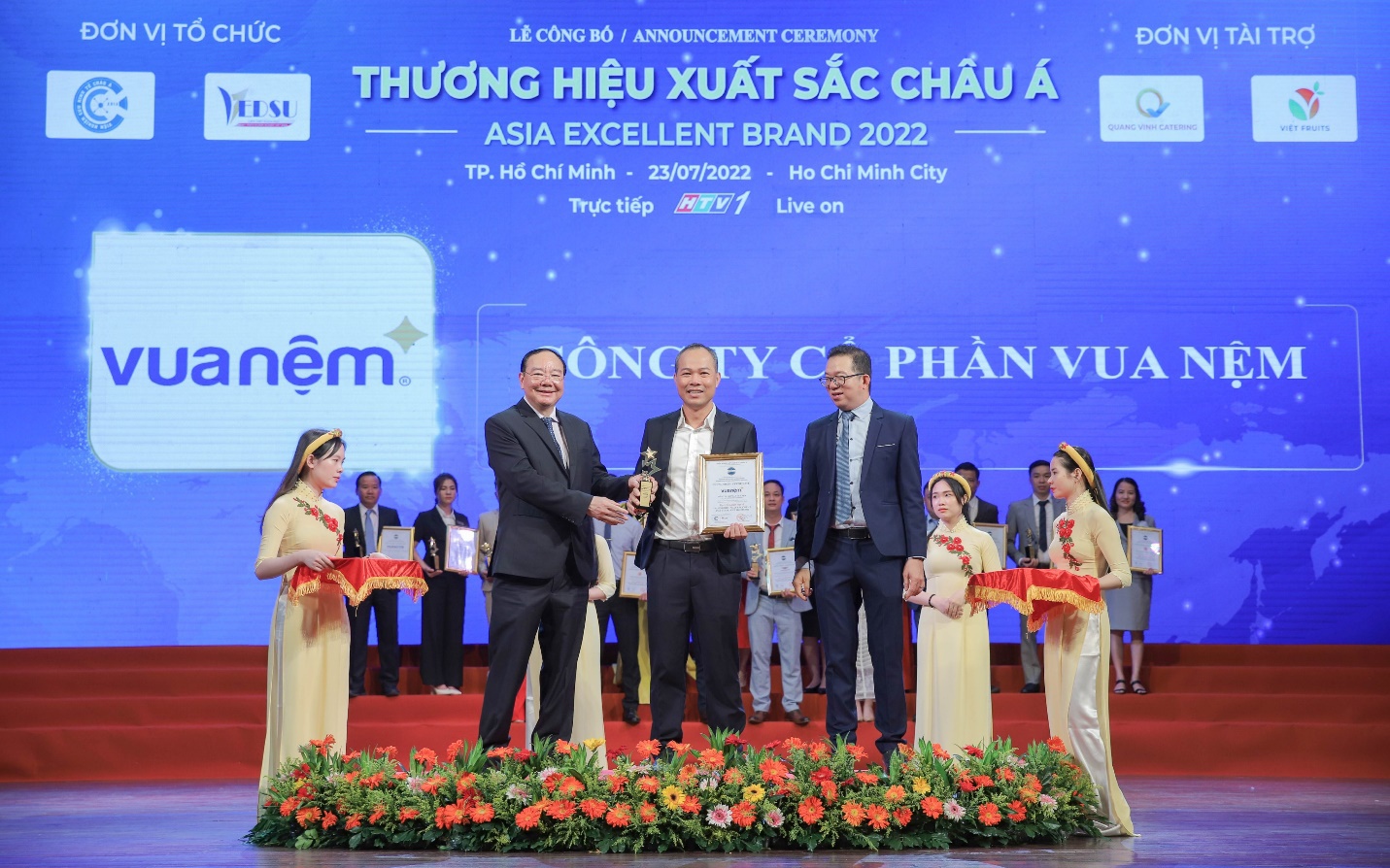 Vua Nệm “bứt phá” lọt Top 10 Thương hiệu xuất sắc châu Á