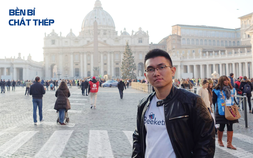 Từ sinh viên ‘code dạo’ trở thành founder startup triệu đô bán hàng xuyên biên giới: Tham vọng hỗ trợ SMEs đưa sản phẩm Việt Nam đến người tiêu dùng toàn cầu.