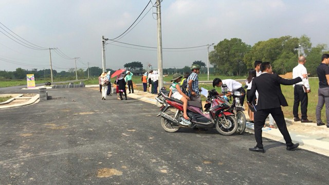 [Kinh Nghiệm Đầu Tư] Đất nền khu Đông Sài Gòn tăng nhiệt trở lại, giá rục rịch tăng, nên đầu tư vào đâu? - Ảnh 1.